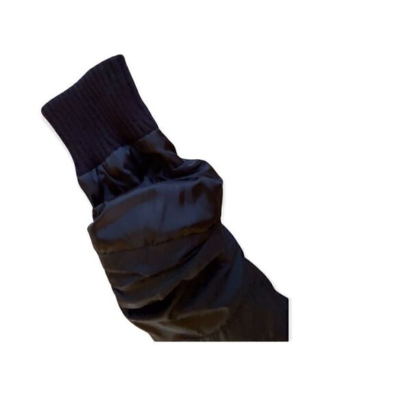 EUC GAP hooded winter jacket in black - Picture 11 of 15